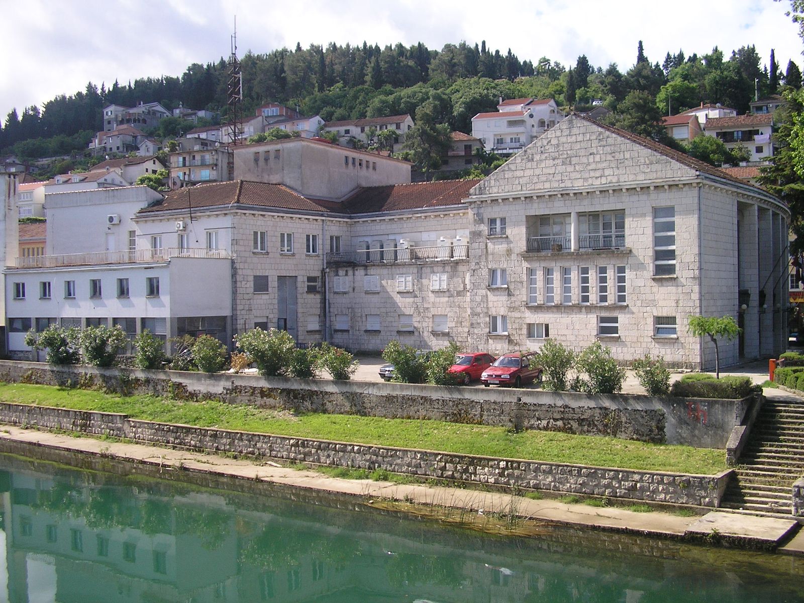 Metković povećao potporu za školski pribor na 80 eura po djetetu