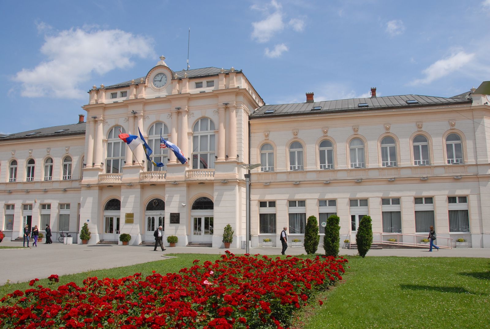 Dnevni avaz najavljuje analizu ispunjenosti ciljeva vladajuće koalicije